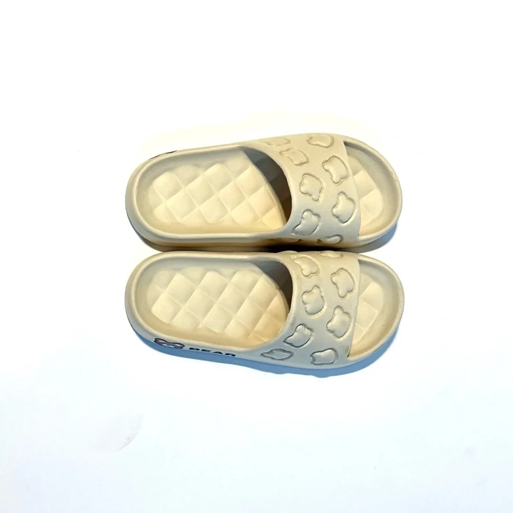 Beige Bear Slides Women’s Sandals Cute Kawaii Cozy Slippers Size - Picture 2 of 8
